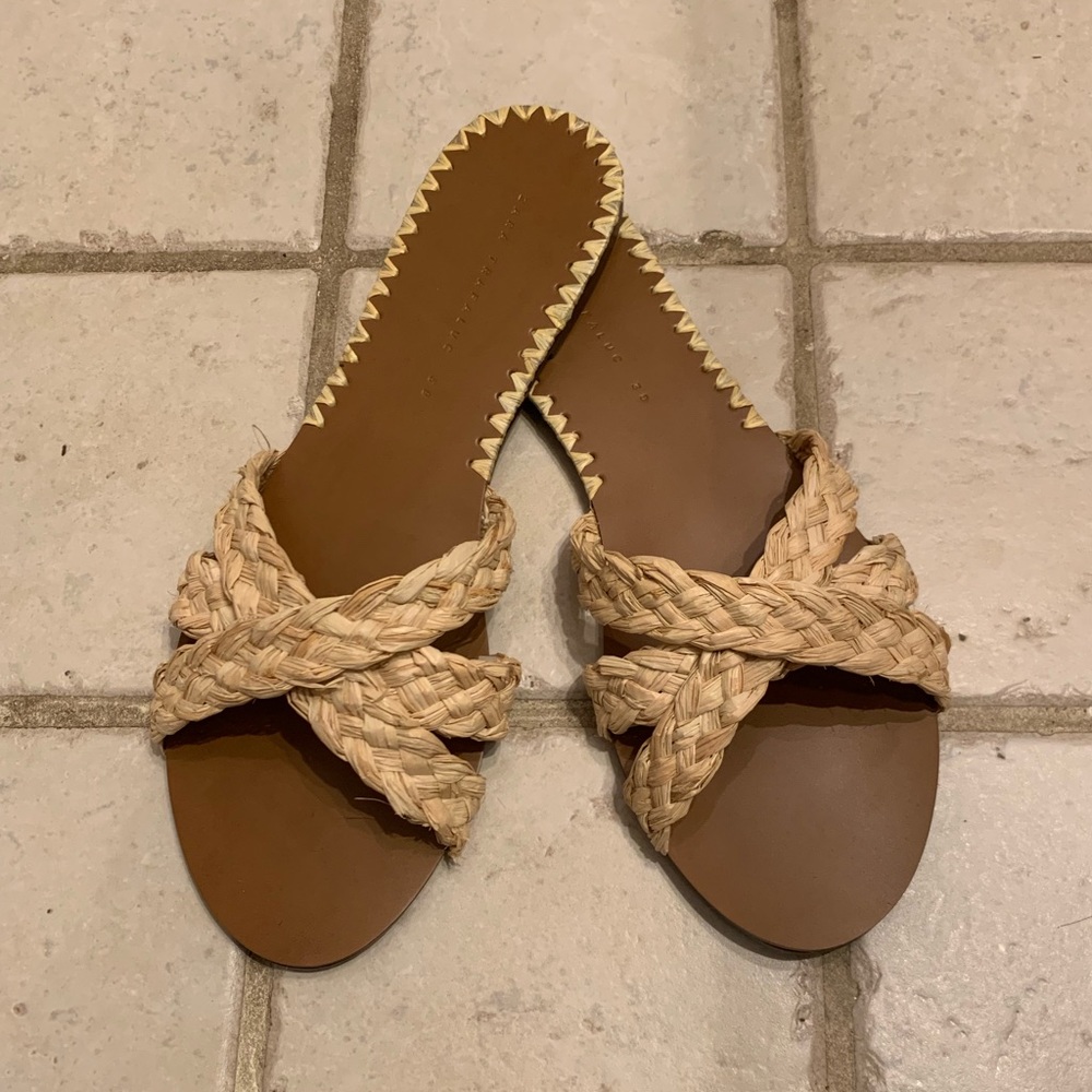 Zara Slides